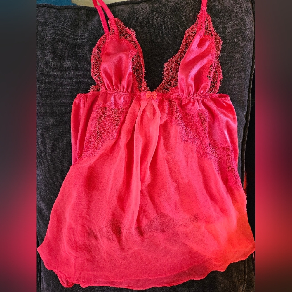 VGUC Victoria's Secret Babydoll Elegant Pink Lace Chemise